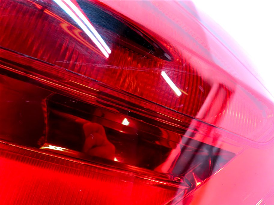 Thumbnail 14: 13-16 MERCEDES GL (X166) REAR RIGHT PASSENGER OUTER TAILLIGHT BRAKE LIGHT LAMP
