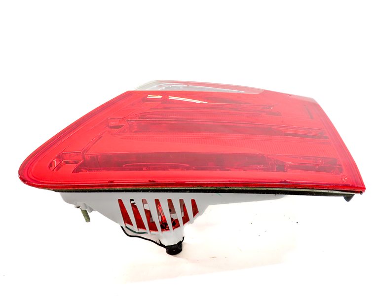 Thumbnail 5: 13-16 MERCEDES GL350 GL450 GL550 (X166) REAR RIGHT INNER TAILLIGHT LIGHT LAMP