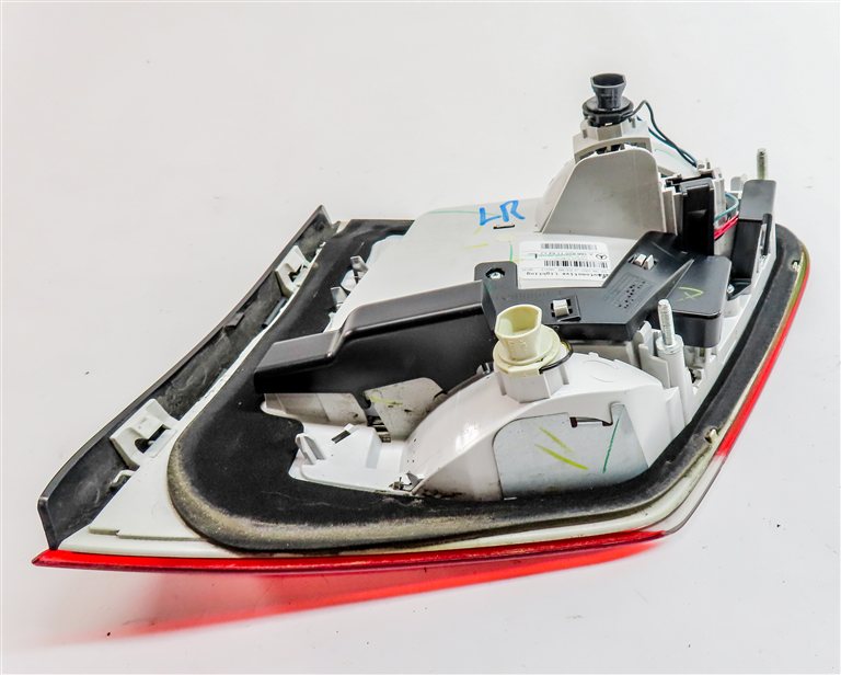 Thumbnail 9: 13-16 MERCEDES GL350 GL450 GL550 (X166) LEFT DRIVER INNER TAILLIGHT LIGHT LAMP