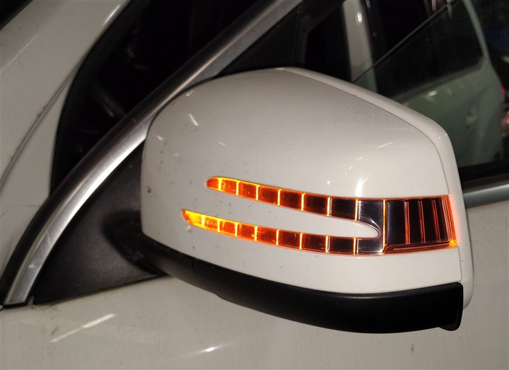 Thumbnail 2: 12-16 MERCEDES GL450 GL550 ML350 (W166 X166) LEFT BLIND SPOT MIRROR (White)