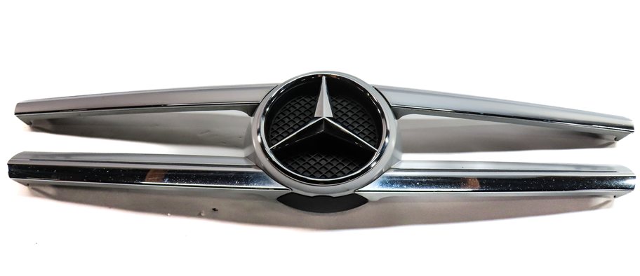 Thumbnail 2: 2013-2016 MERCEDES GL350 GL450 (X166) FRONT UPPER CENTER HOOD GRILLE TRIM