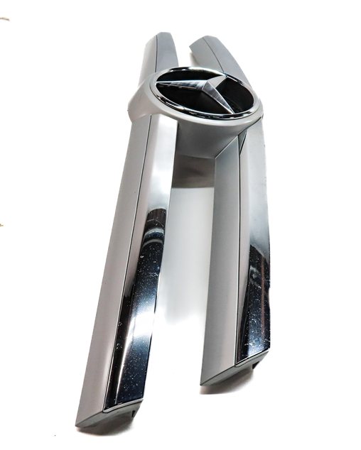 Thumbnail 7: 2013-2016 MERCEDES GL350 GL450 (X166) FRONT UPPER CENTER HOOD GRILLE TRIM