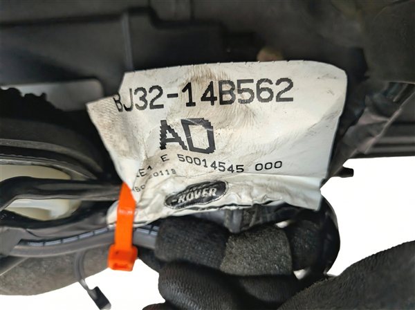 Thumbnail 9: 12-15 RANGE ROVER EVOQUE (L538) REAR SPOILER WING w/ 3rd BRAKE LIGHT (BLACK)