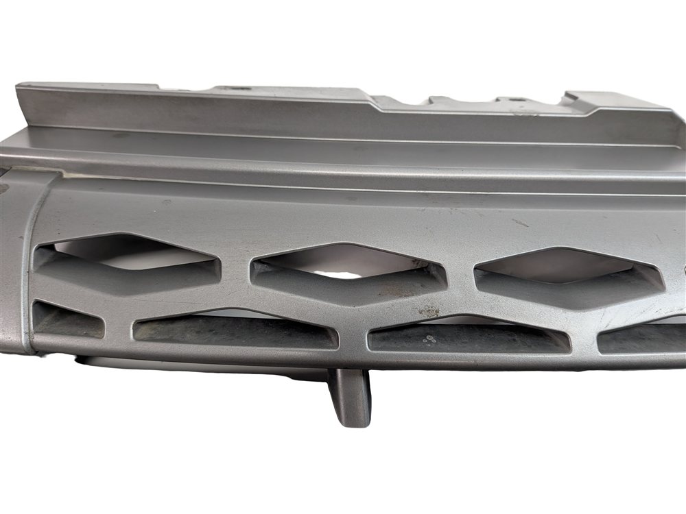 Thumbnail 9: 2013-2015 RANGE ROVER EVOQUE (L538) FRONT UPPER HOOD AIR VENT GRILLE TRIM