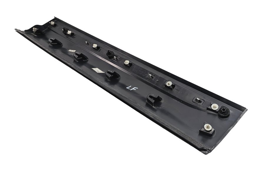 Thumbnail 5: 2012-2019 ROVER EVOQUE (L538) FRONT LEFT DRIVER LOWER DOOR TRIM MOULDING (BLACK)