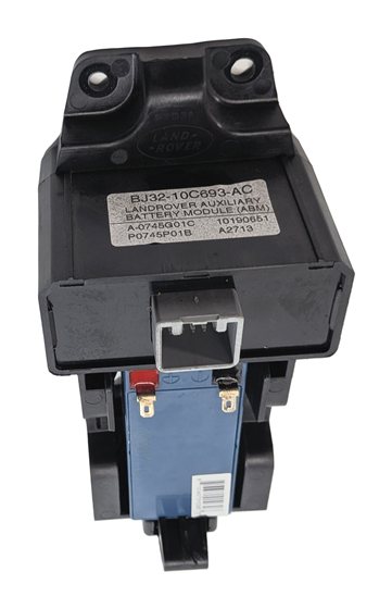 Thumbnail 2: 2013 RANGE ROVER EVOQUE (L538) 2.0L ENGINE AUXILIARY BATTERY w/ MOUNT BRACKET