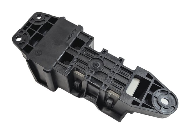 Thumbnail 5: 2013 RANGE ROVER EVOQUE (L538) 2.0L ENGINE AUXILIARY BATTERY w/ MOUNT BRACKET