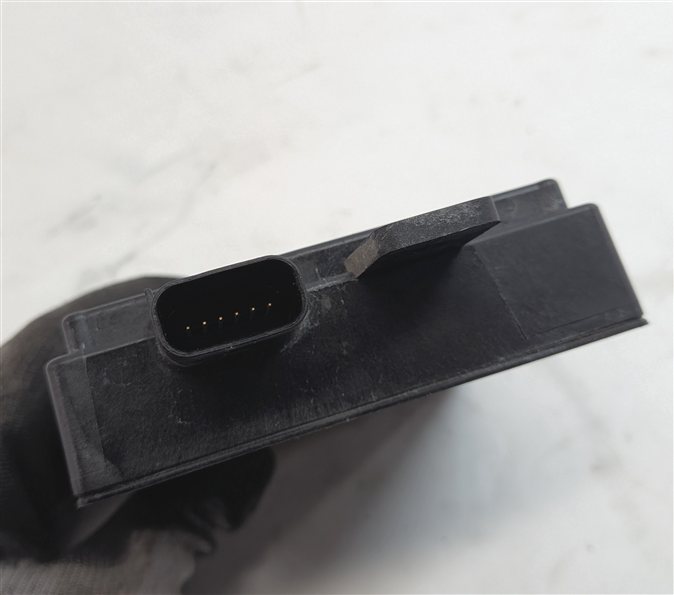 Thumbnail 5: 2013 RANGE ROVER EVOQUE (L538) REAR BLIND SPOT RADAR SENSOR MODULE
