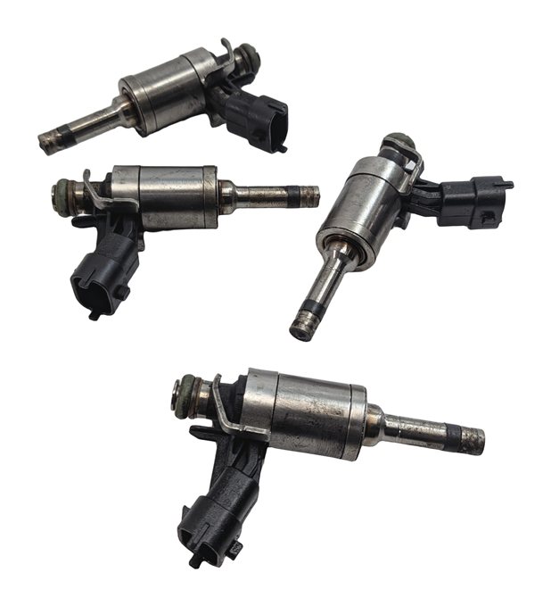 12-17 LR2 DISCOVERY SPORT RANGE ROVER EVOQUE (L538 L550) 2.0L FUEL INJECTOR SET