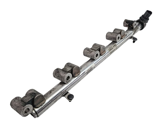 2013 RANGE ROVER EVOQUE (L538) 2.0L ENGINE MOTOR FUEL INJECTOR RAIL