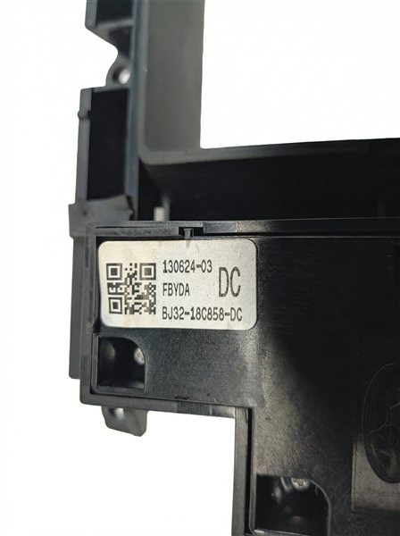 Thumbnail 8: 2013 RANGE ROVER EVOQUE (L538) FRONT DASH INFORMATION SCREEN TRIM CONTROL PANEL