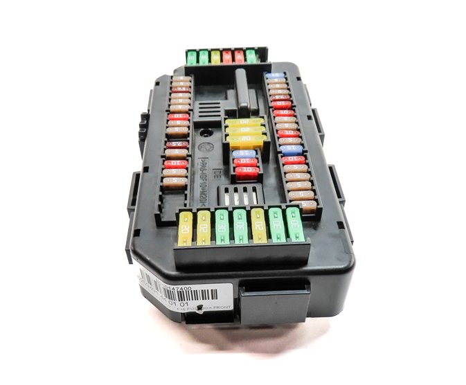 Thumbnail 2: 2015 BMW X5 (F15) 3.0L N55 FRONT POWER SUPPLY DISTRIBUTION FUSE RELAY BOX PANEL