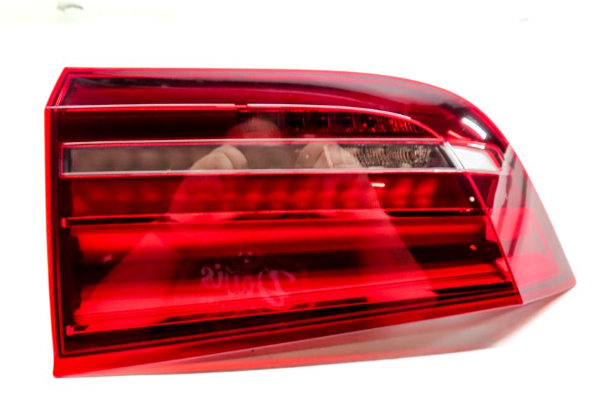 14-18 BMW X5 X5M ///M (F15 F85) RIGHT PASSENGER REAR INNER TAILLIGHT LIGHT LAMP