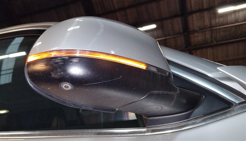 Thumbnail 2: 2014-2016 BMW X5 (F15) RIGHT P-FOLD BLIND SPOT CAMERA DOOR MIRROR (Silver)