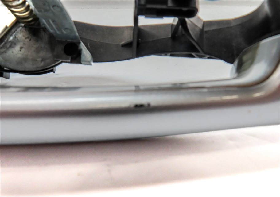 Thumbnail 7: 14-21 BMW X1 X2 X5 X6 (F15 F16 F39 F48) FRONT RIGHT COMFORT DOOR HANDLE (Silver)