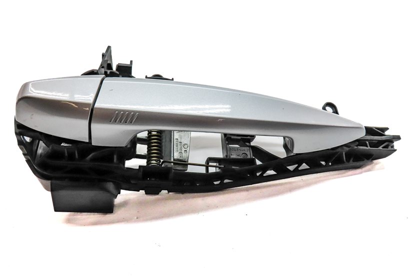 14-21 BMW X1 X2 X5 X6 (F15 F16 F39 F48) FRONT LEFT COMFORT DOOR HANDLE (Silver)