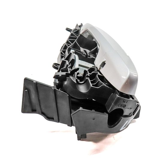 Thumbnail 2: 14-21 BMW X1 X2 X5 X6 (F15 F16 F39 F48) FRONT LEFT COMFORT DOOR HANDLE (Silver)