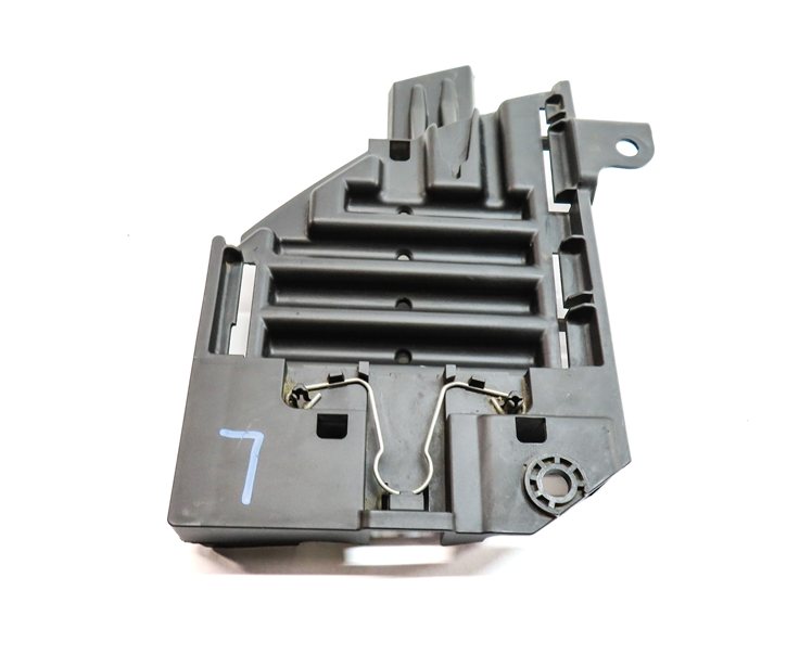 Thumbnail 15: 2016 LAND ROVER DISCOVERY SPORT (L550) FRONT LEFT DRIVER HEADLIGHT MOUNT BRACKET