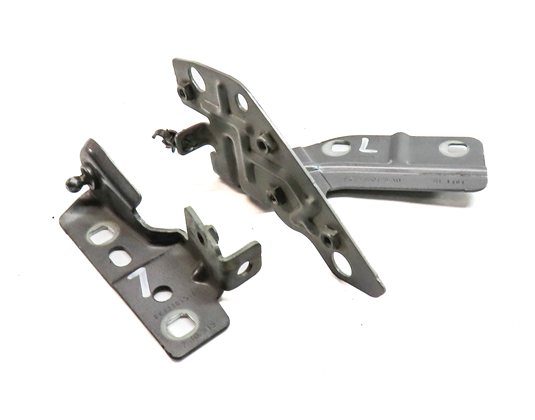 Thumbnail 2: 2016 ROVER DISCOVERY SPORT (L550) FRONT LEFT DRIVER FENDER MOUNT BRACKET SET/2