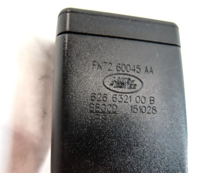 Thumbnail 6: 2016 LAND ROVER DISCOVERY SPORT (L550) REAR 3RD ROW SEATBELT BUCKLE RECEIVER