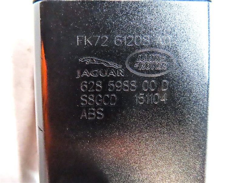 Thumbnail 8: 15-19 ROVER DISCOVERY SPORT (L550) FRONT LEFT or RIGHT SEATBELT BUCKLE RECEIVER