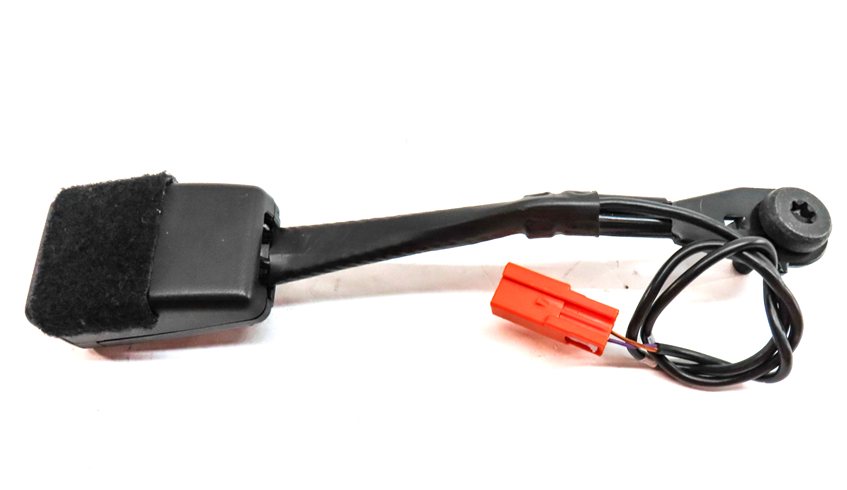 Thumbnail 8: 15-19 ROVER DISCOVERY SPORT (L550) FRONT LEFT or RIGHT SEATBELT BUCKLE RECEIVER
