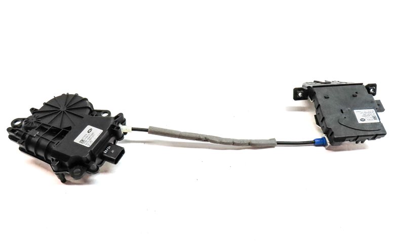 Thumbnail 4: 16 ROVER DISCOVERY SPORT L550 REAR TRUNK LIFTGATE HATCH LID LOCK LATCH ACTUATOR