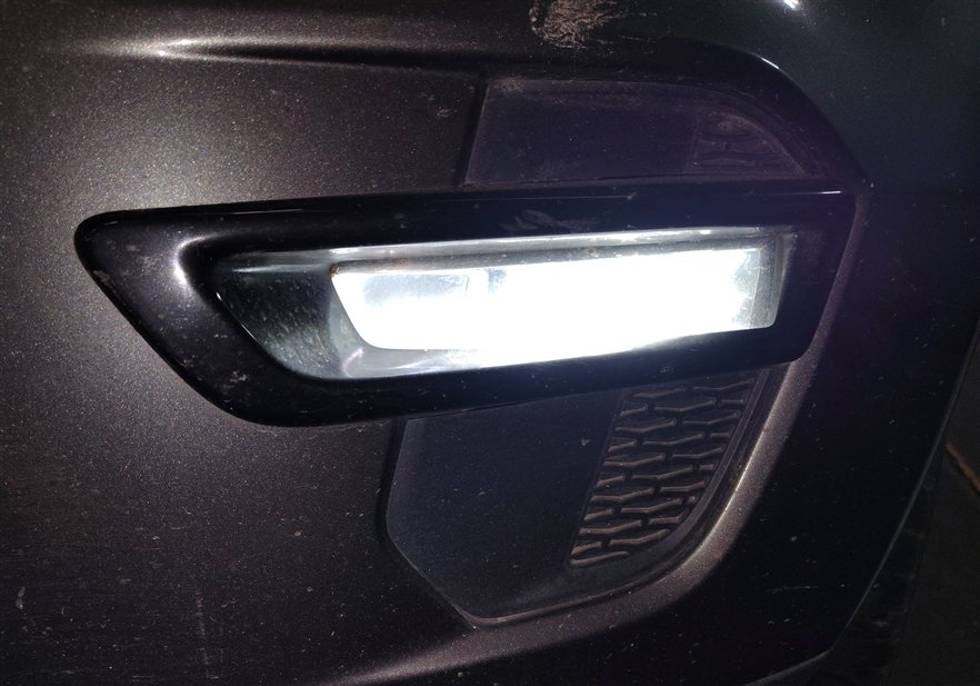Thumbnail 2: 2015-2019 LAND ROVER DISCOVERY SPORT (L550) RIGHT FOGLIGHT FOG LIGHT LAMP