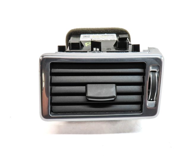 Thumbnail 2: 2016 ROVER DISCOVERY SPORT (L550) FRONT RIGHT PASSENGER DASH HEAT AIR AC VENT