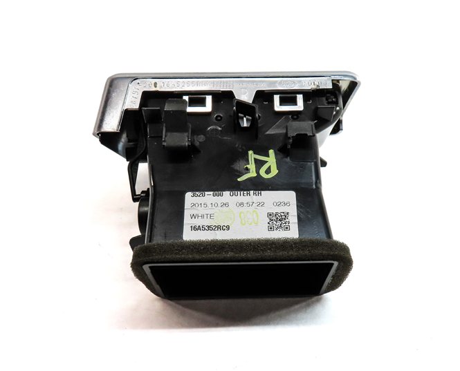 Thumbnail 4: 2016 ROVER DISCOVERY SPORT (L550) FRONT RIGHT PASSENGER DASH HEAT AIR AC VENT