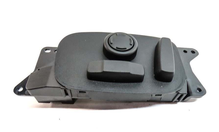 Thumbnail 6: 16 DISCOVERY SPORT L550 FRONT LEFT DRIVER SEAT POSITION ADJUST SWITCH w/LUMBAR