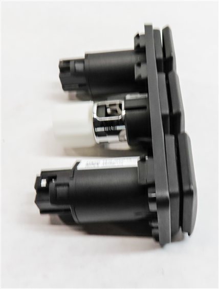 Thumbnail 3: 2016 LAND ROVER DISCOVERY SPORT (L550) 12V SOCKET 5V PHONE POWER SUPPLY SOCKET