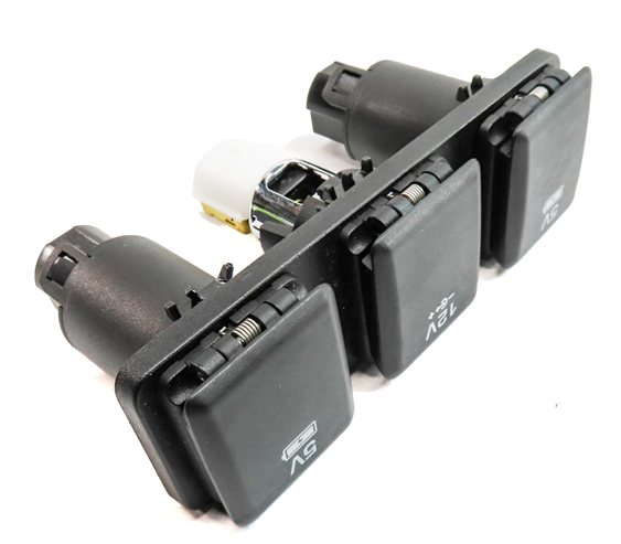 Thumbnail 7: 2016 LAND ROVER DISCOVERY SPORT (L550) 12V SOCKET 5V PHONE POWER SUPPLY SOCKET