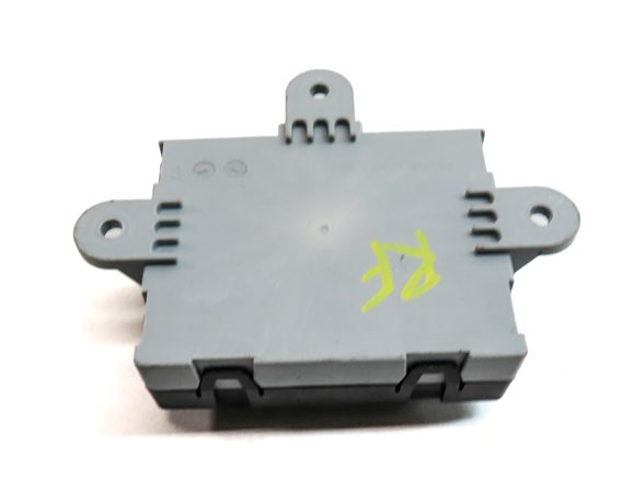 Thumbnail 2: 2016 LAND ROVER DISCOVERY SPORT (L550) FRONT RIGHT PASSENGER DOOR CONTROL MODULE