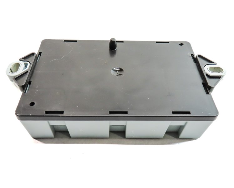 Thumbnail 6: 2016 LAND ROVER DISCOVERY SPORT (L550) 2.0L (204PT) CABIN FUSE RELAY BOX