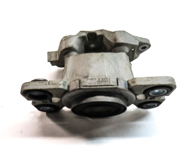 Thumbnail 2: 2016 LAND ROVER DISCOVERY SPORT (L550) AUTOMATIC TRANSMISSION SUPPORT MOUNT