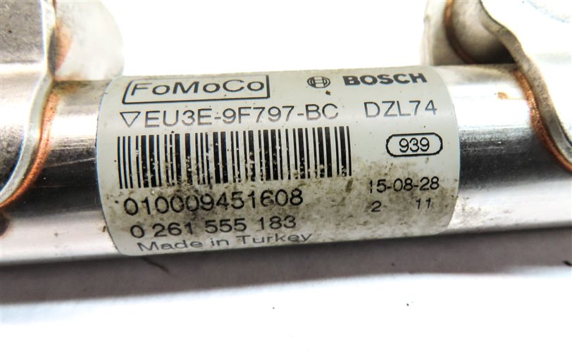 Thumbnail 12: 2016 LAND ROVER DISCOVERY SPORT (L550) 2.0L (204PT) ENGINE FUEL INJECTOR RAIL
