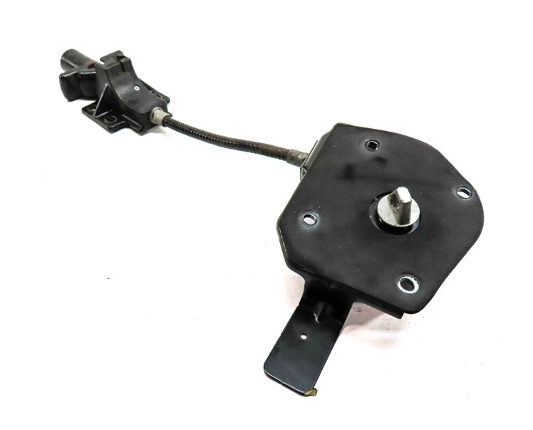Thumbnail 3: 2016 LAND ROVER DISCOVERY SPORT (L550) EMERGENCY SPARE TIRE CARRIER WINCH