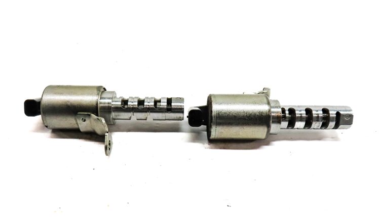Thumbnail 5: 2016 ROVER DISCOVERY SPORT (L550) 2.0L VVT VARIABLE VANOS TIMING SOLENOID SET/2