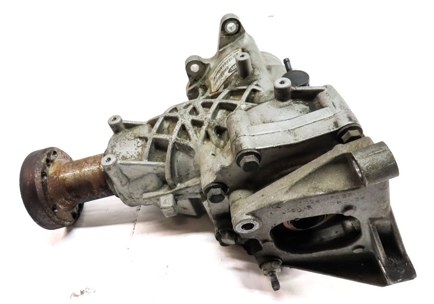 Thumbnail 4: 2016-2019 JAGUAR E-PACE DISCOVERY SPORT (L550) REAR DIFFERENTIAL GEAR CARRIER