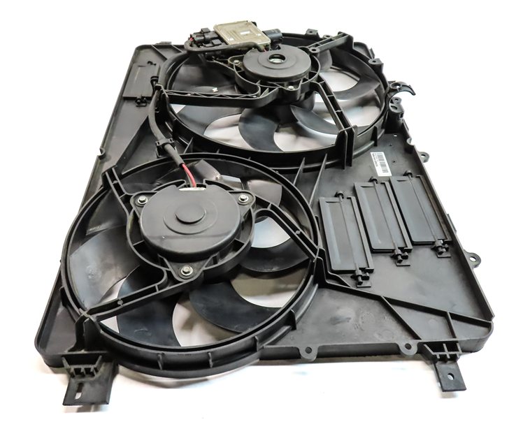 Thumbnail 2: 12-17 LR2 DISCOVERY SPORT RANGE ROVER EVOQUE L550 RADIATOR COOLING FAN & SHROUD