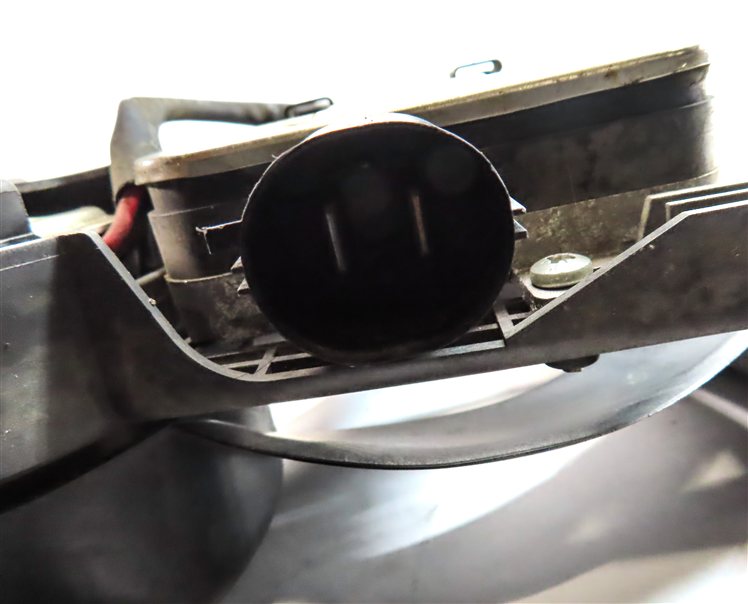 Thumbnail 8: 12-17 LR2 DISCOVERY SPORT RANGE ROVER EVOQUE L550 RADIATOR COOLING FAN & SHROUD