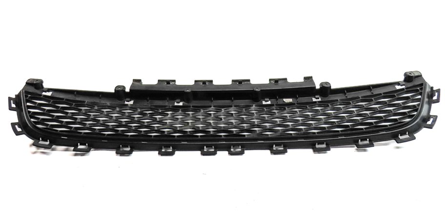 Thumbnail 6: 2016 LAND ROVER DISCOVERY SPORT (L550) FRONT LOWER BUMPER TRIM VENT GRILLE