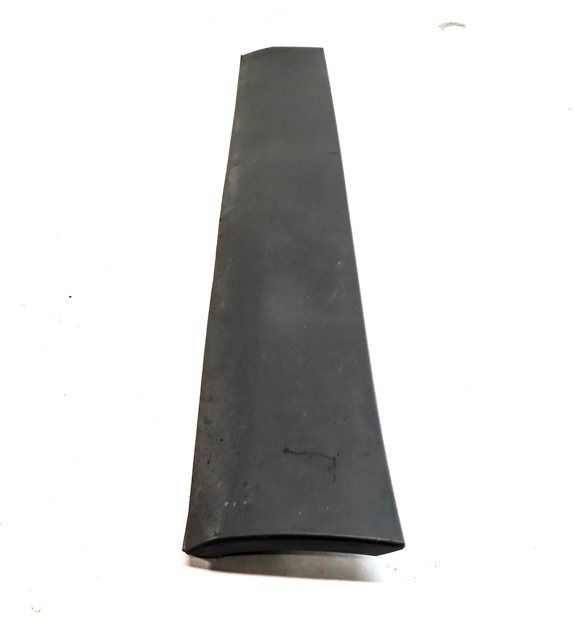 Thumbnail 4: 15-19 LAND ROVER DISCOVER SPORT (L550) FRONT RIGHT PASSENGER DOOR MOULDING TRIM