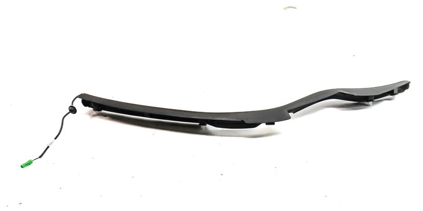 Thumbnail 3: 2016 ROVER DISCOVERY SPORT (L550) REAR RIGHT LIFTGATE HATCH LID PINCH SENSOR