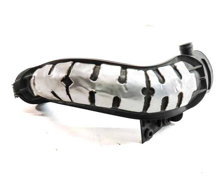 Thumbnail 4: 2016 LAND ROVER DISCOVERY SPORT (L550) 2.0L (204PT) AIR INTAKE HOSE PIPE