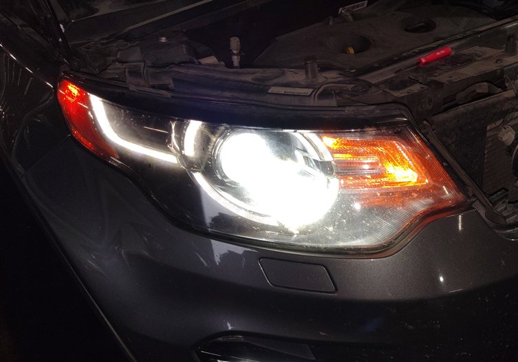 Thumbnail 2: 15-19 LAND ROVER DISCOVERY SPORT (L550) RIGHT - XENON HID HEADLIGHT LIGHT LAMP