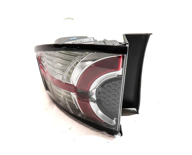 Thumbnail 6: 15-19 LAND ROVER DISCOVERY SPORT (L550) RIGHT REAR TAILLIGHT BRAKE LIGHT LAMP