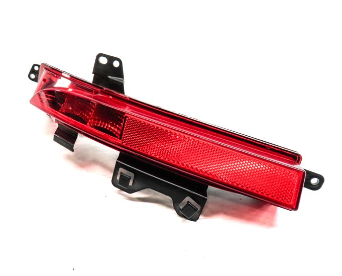 15-19 LAND ROVER DISCOVERY SPORT (L550) LEFT REAR BUMPER TAILLIGHT LIGHT LAMP