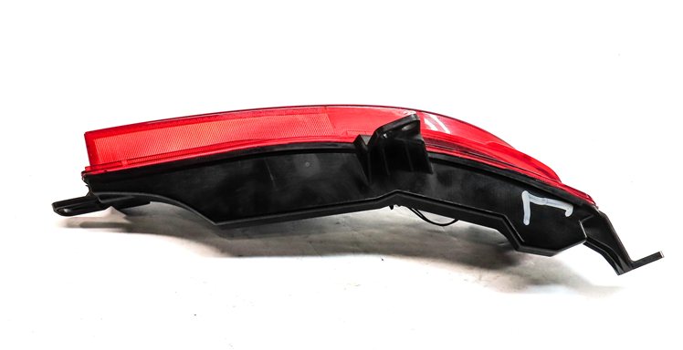 Thumbnail 4: 15-19 LAND ROVER DISCOVERY SPORT (L550) LEFT REAR BUMPER TAILLIGHT LIGHT LAMP